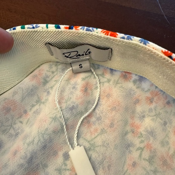 NWT RAILS Lara Ruffled Floral Mini Skirt In Wild Daisies - Picture 4 of 7